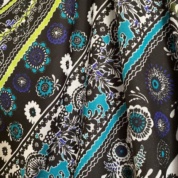 Studio Y - One Shoulder Blouse - Medium - Picture 4 of 5